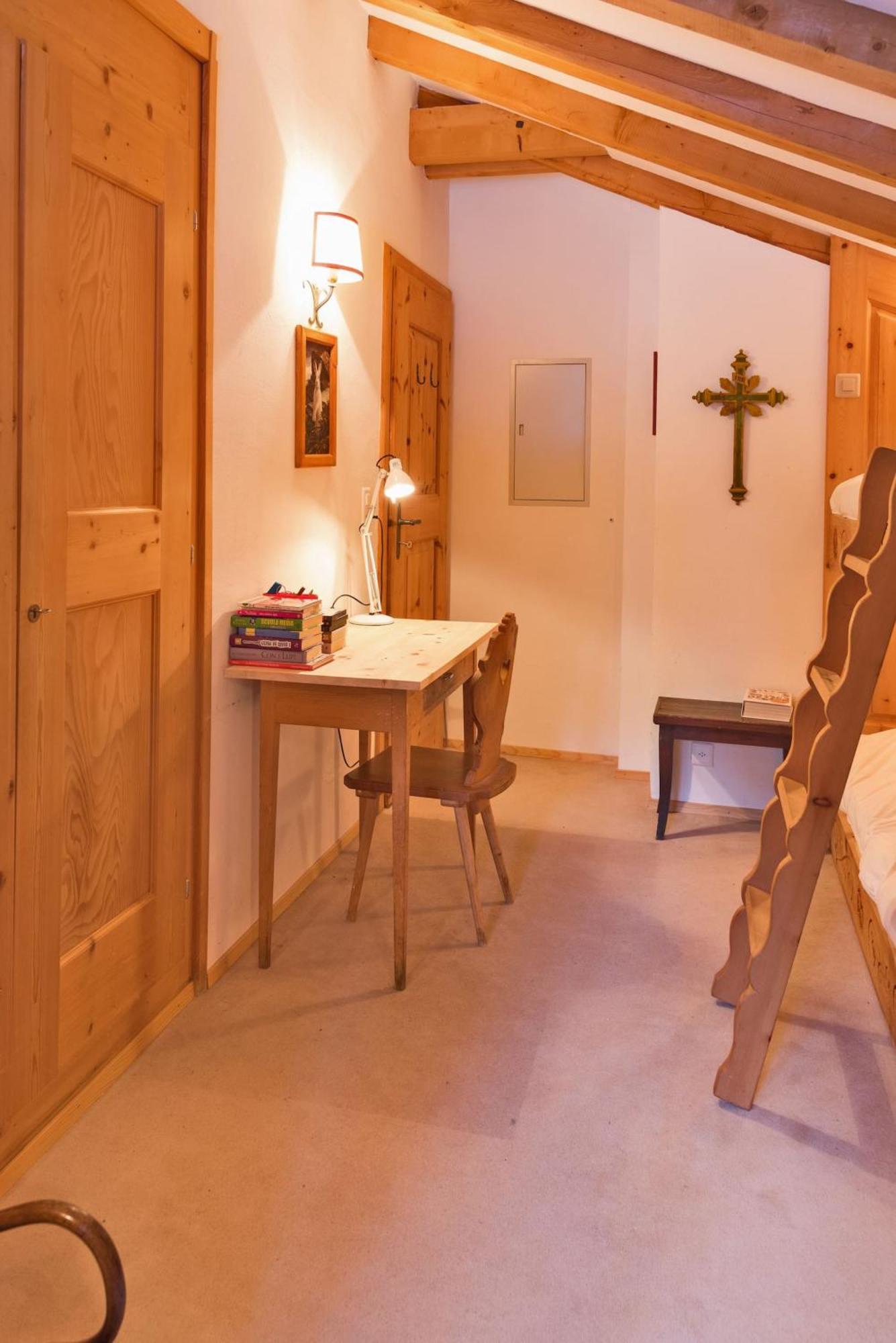Chalet Gulas - La Punt-Chamues-Ch Luaran gambar